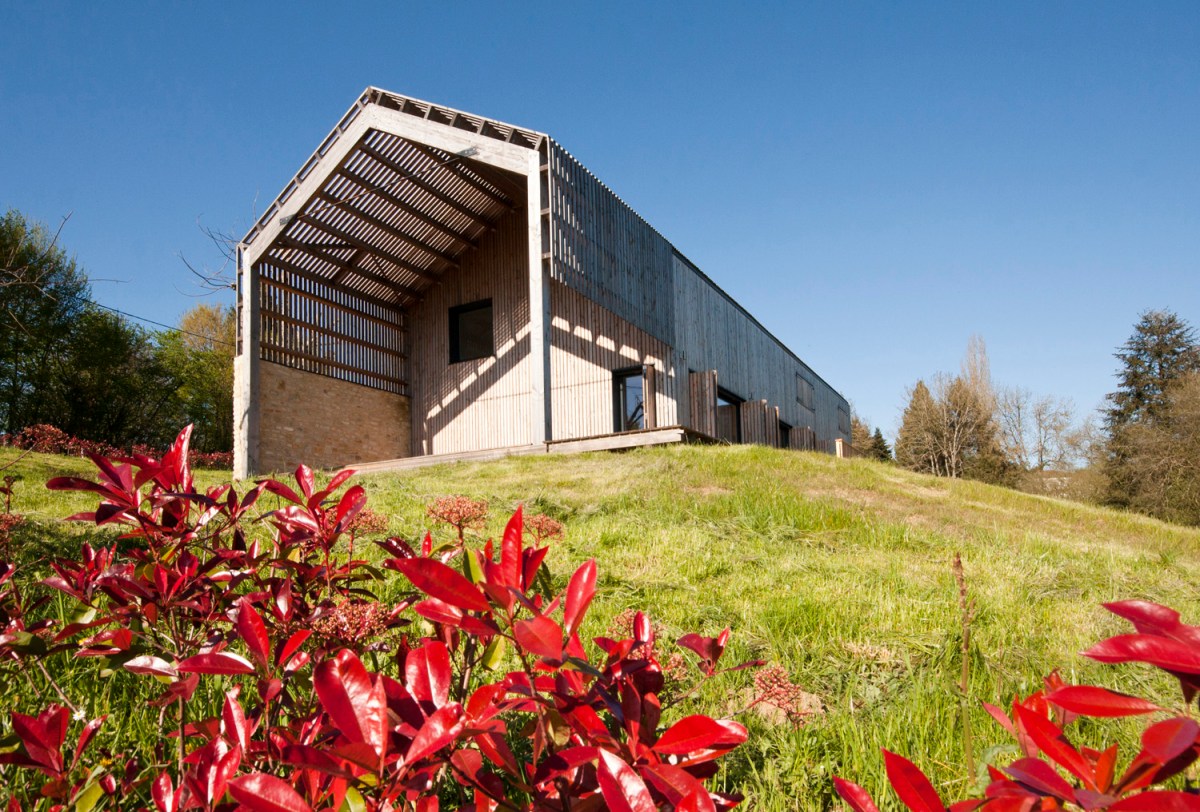 la maison bois charente, holiday home, gite, timber, eco, architect