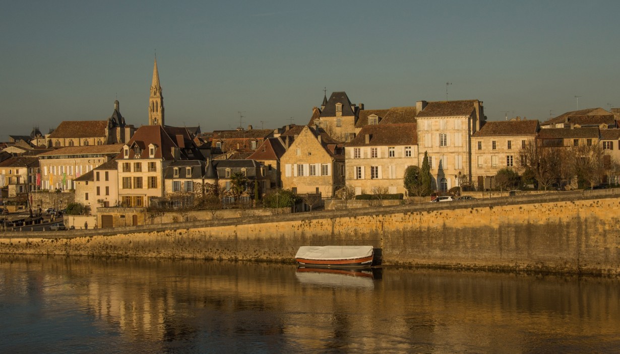 things to do near la maison bois charente, motemboeuf